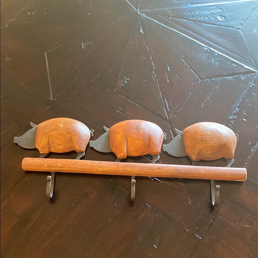 Rustic Brown and Black Pig Hooks Wall Decor